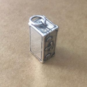 James Avery Jewelry - James Avery 925 RETIRED trunk charm James Avery Jewelry - James Avery 925 RETIRED trunk charm